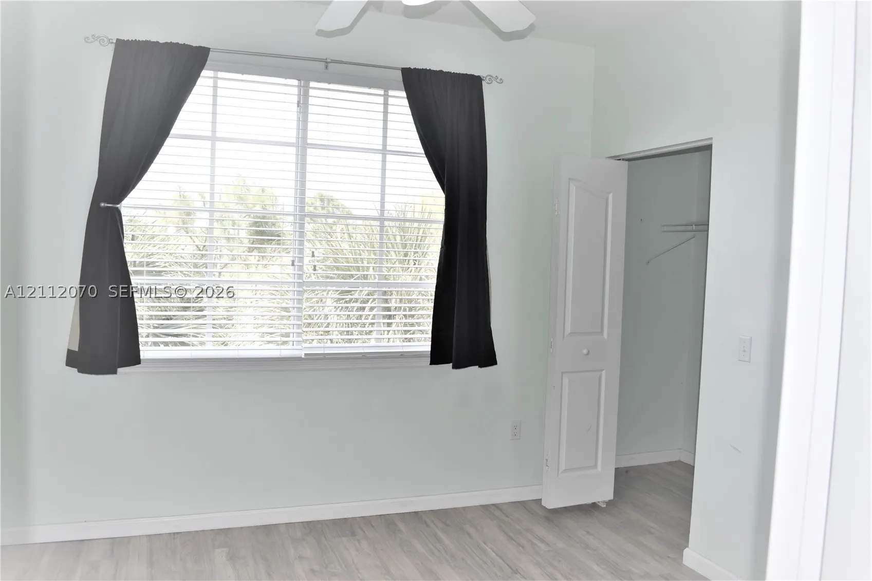 1308 E Myrtlewood Cir E #1308
