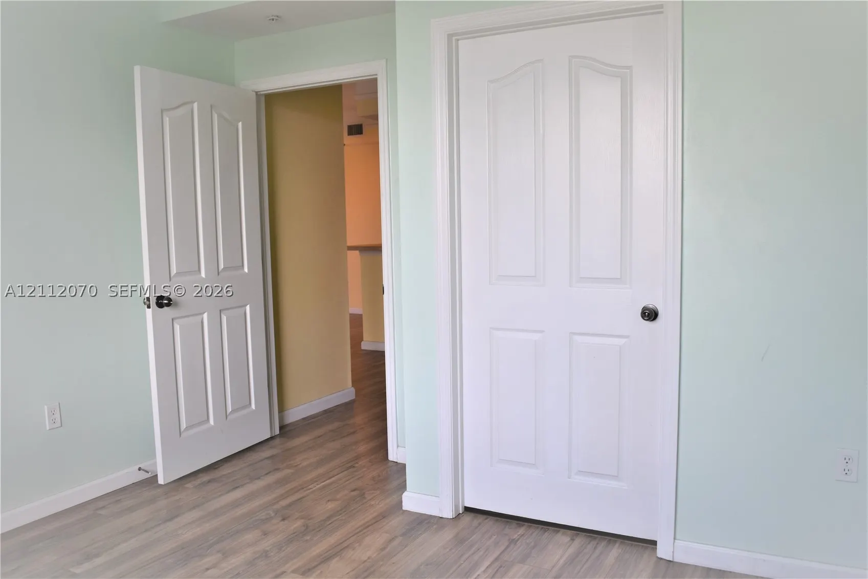 1308 E Myrtlewood Cir E #1308