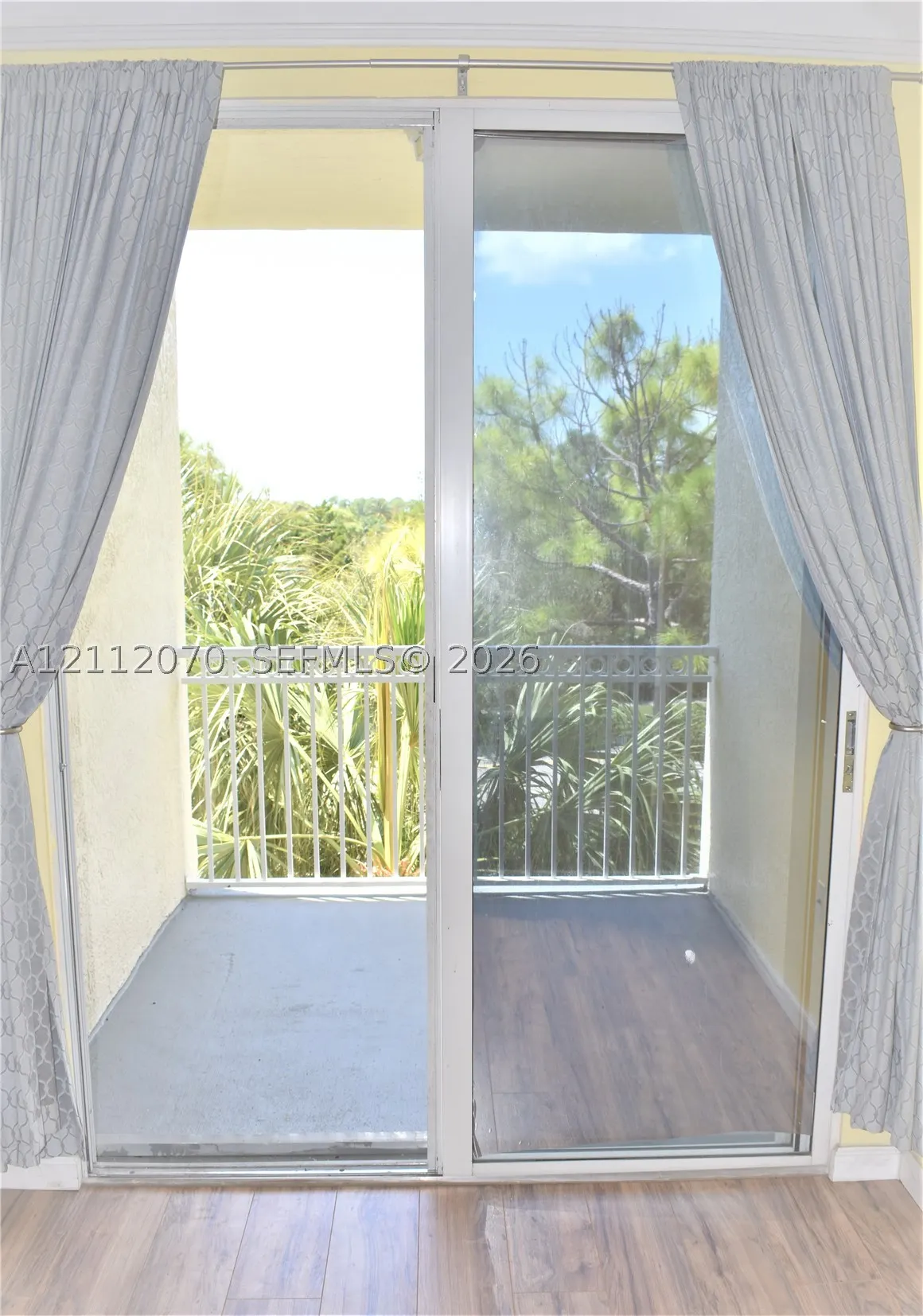 1308 E Myrtlewood Cir E #1308