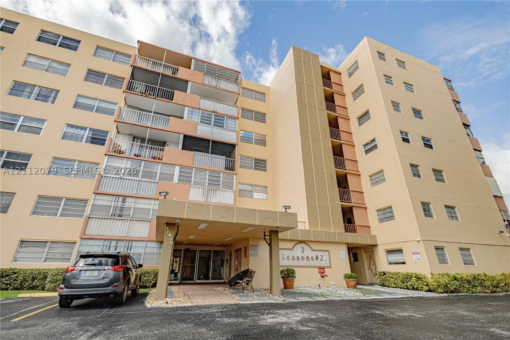 16400 NE 17th Ave #601