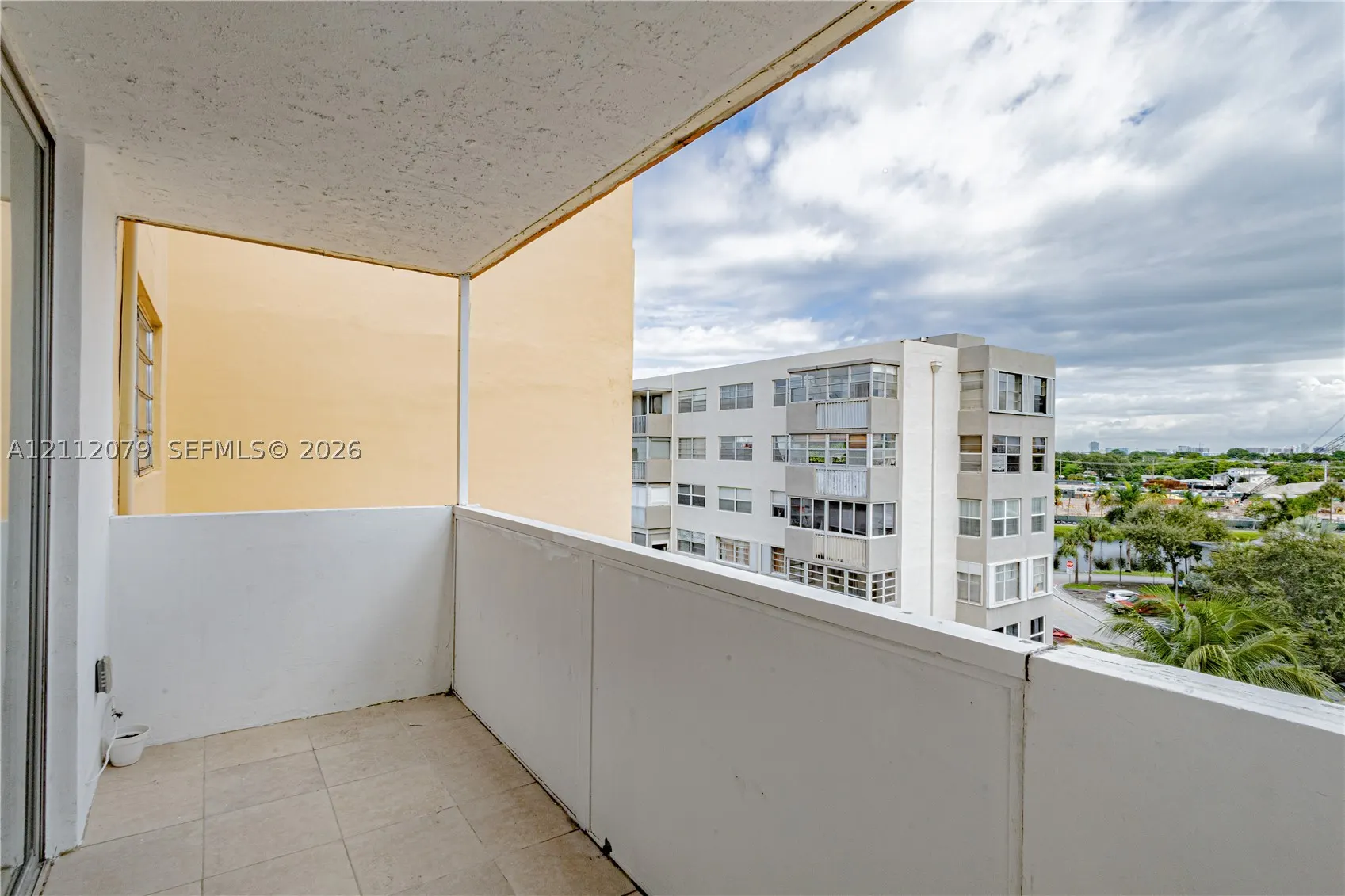 16400 NE 17th Ave #601