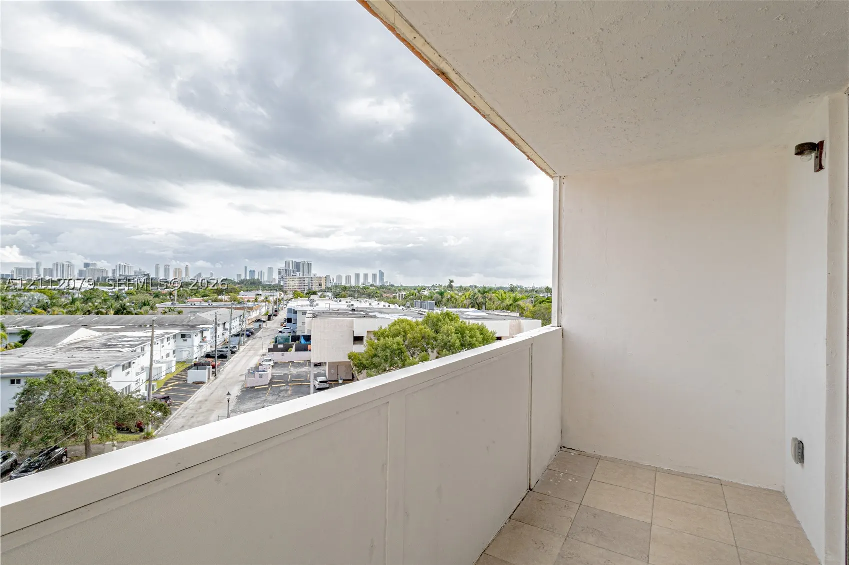 16400 NE 17th Ave #601