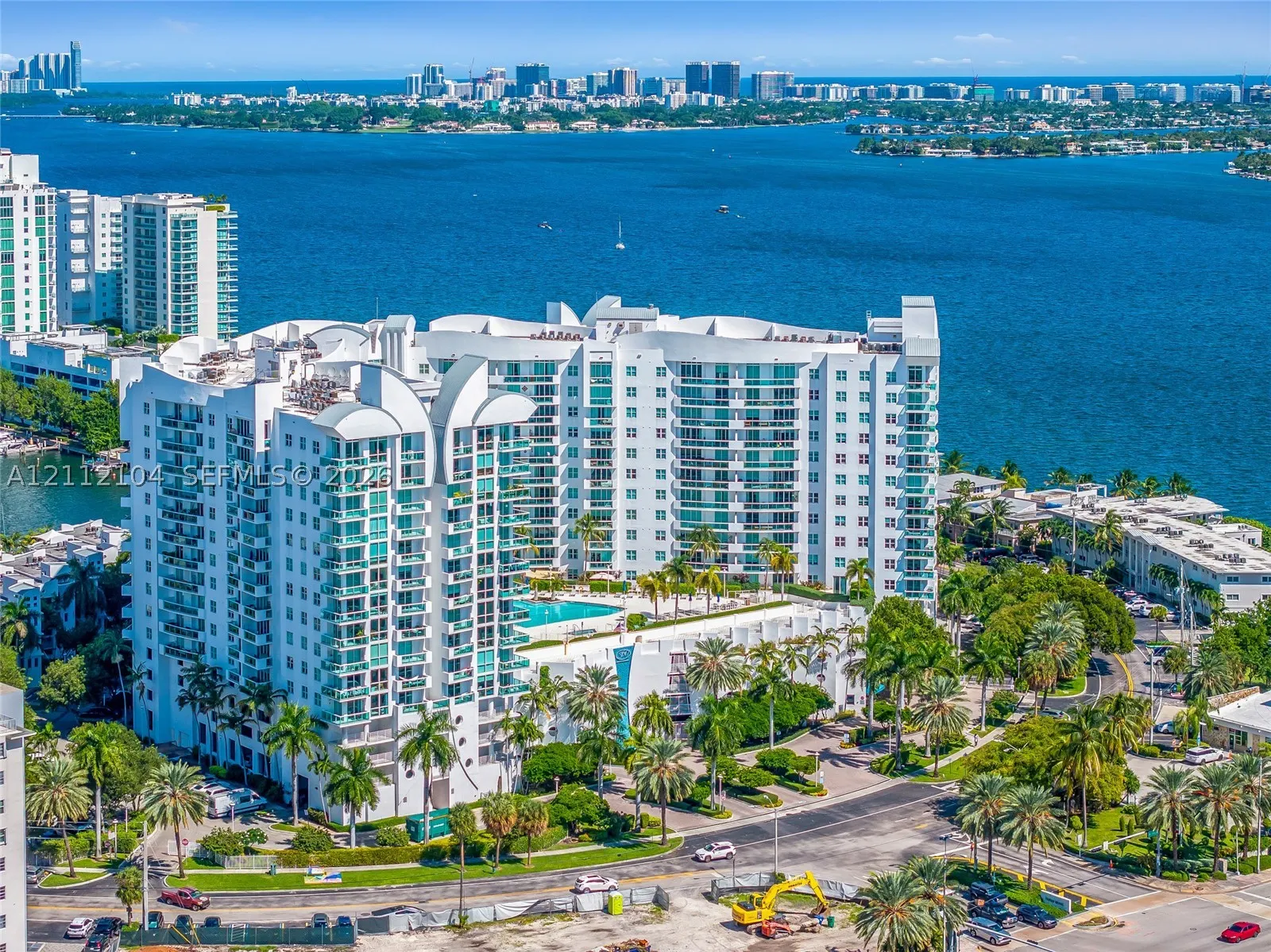 7900 Harbor Island Dr #1203