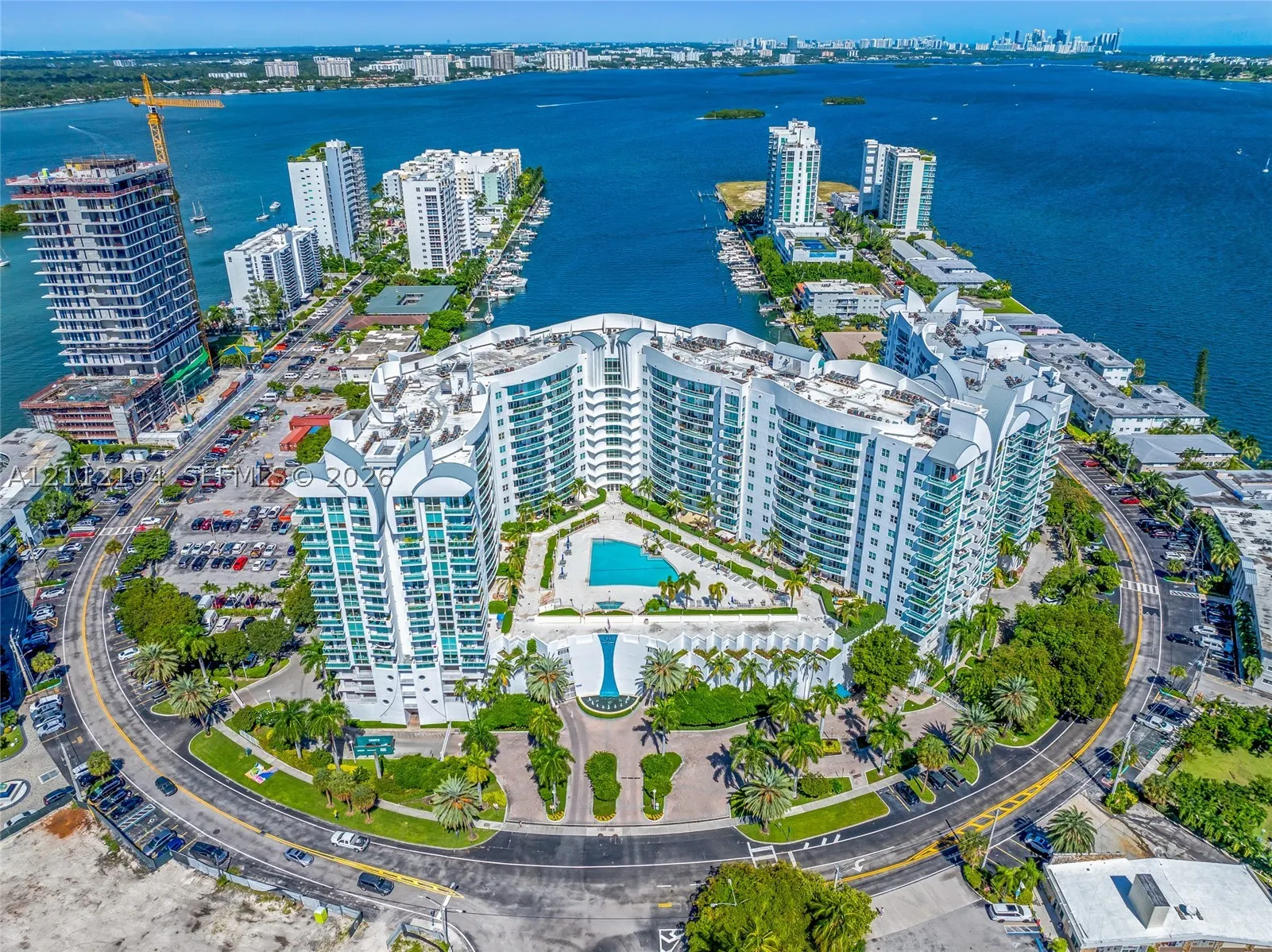 7900 Harbor Island Dr #1203