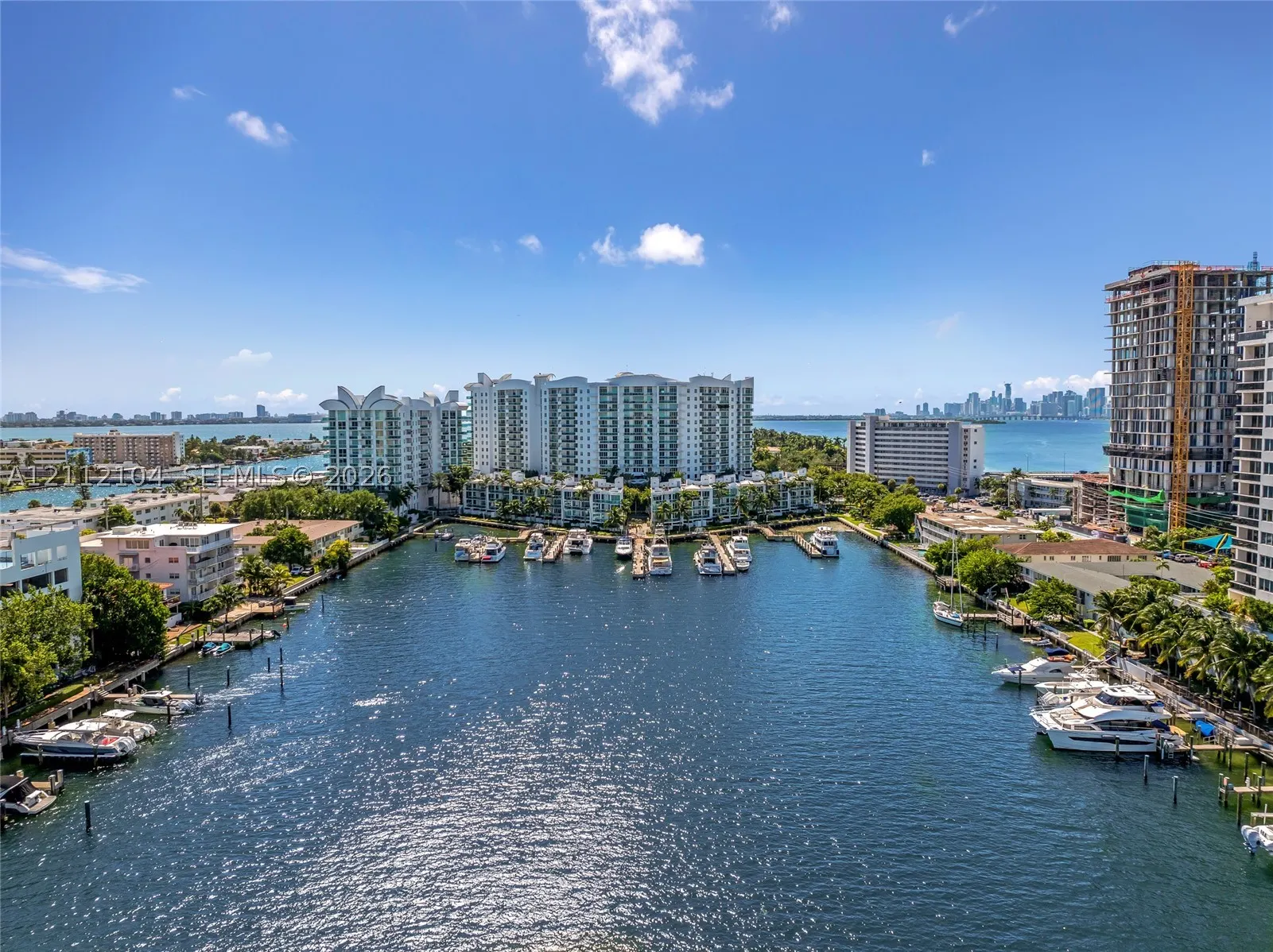 7900 Harbor Island Dr #1203