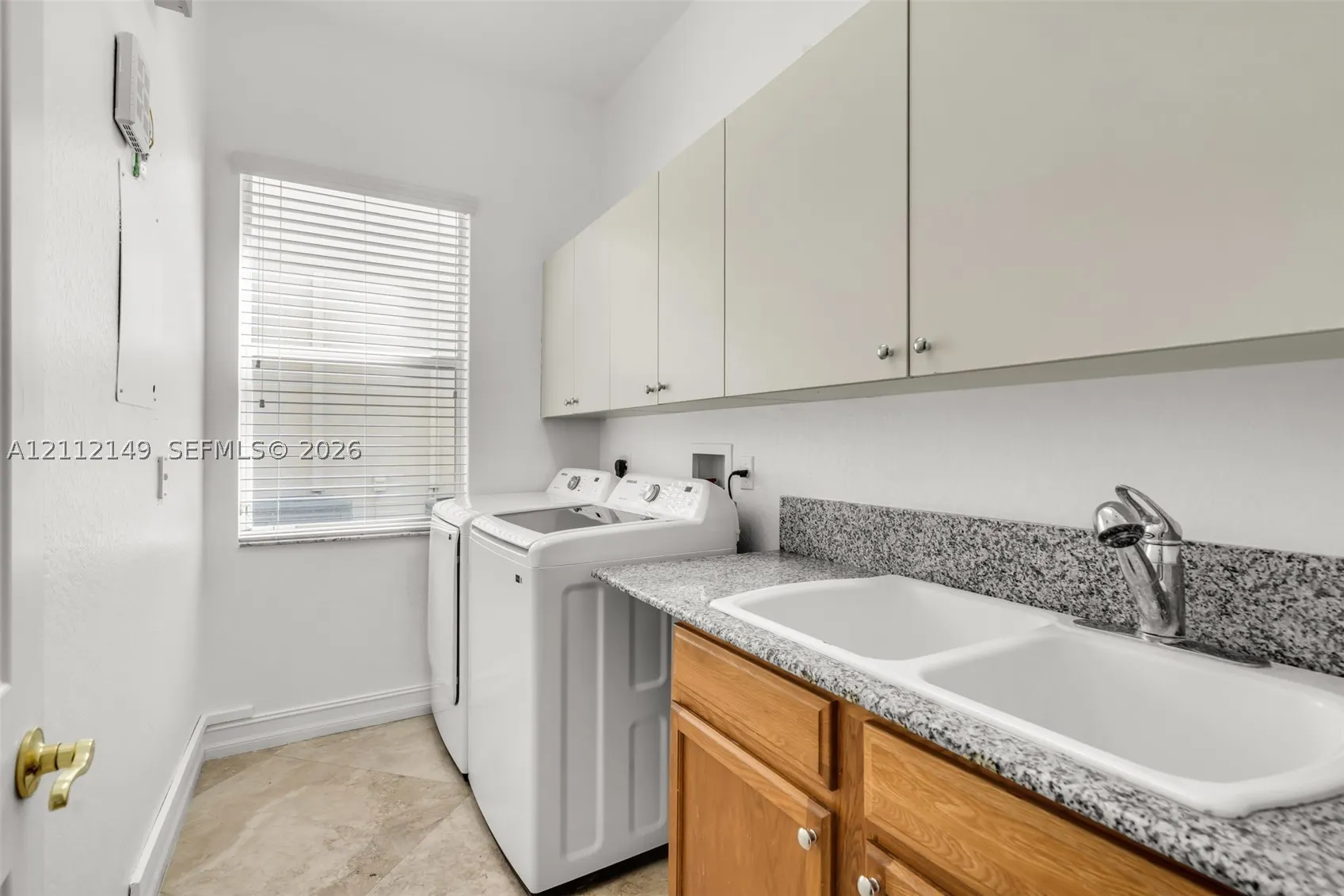 8887 Cobblestone Point Cir