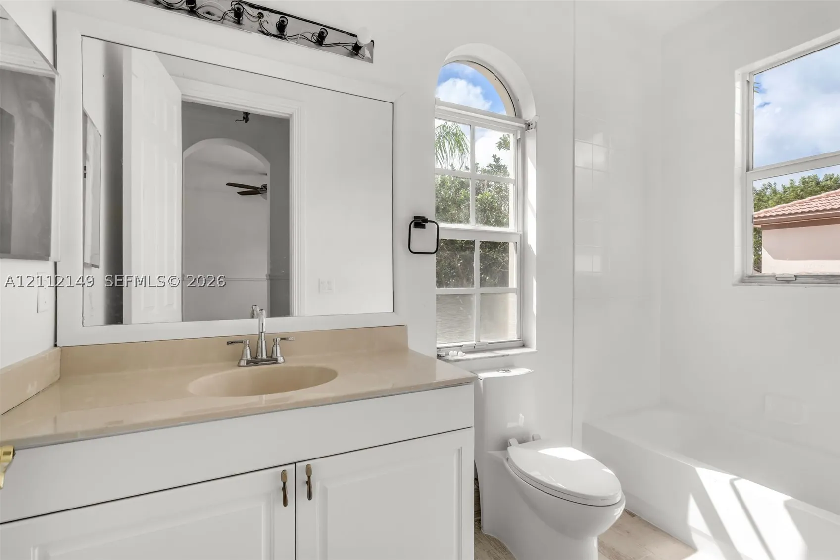 8887 Cobblestone Point Cir