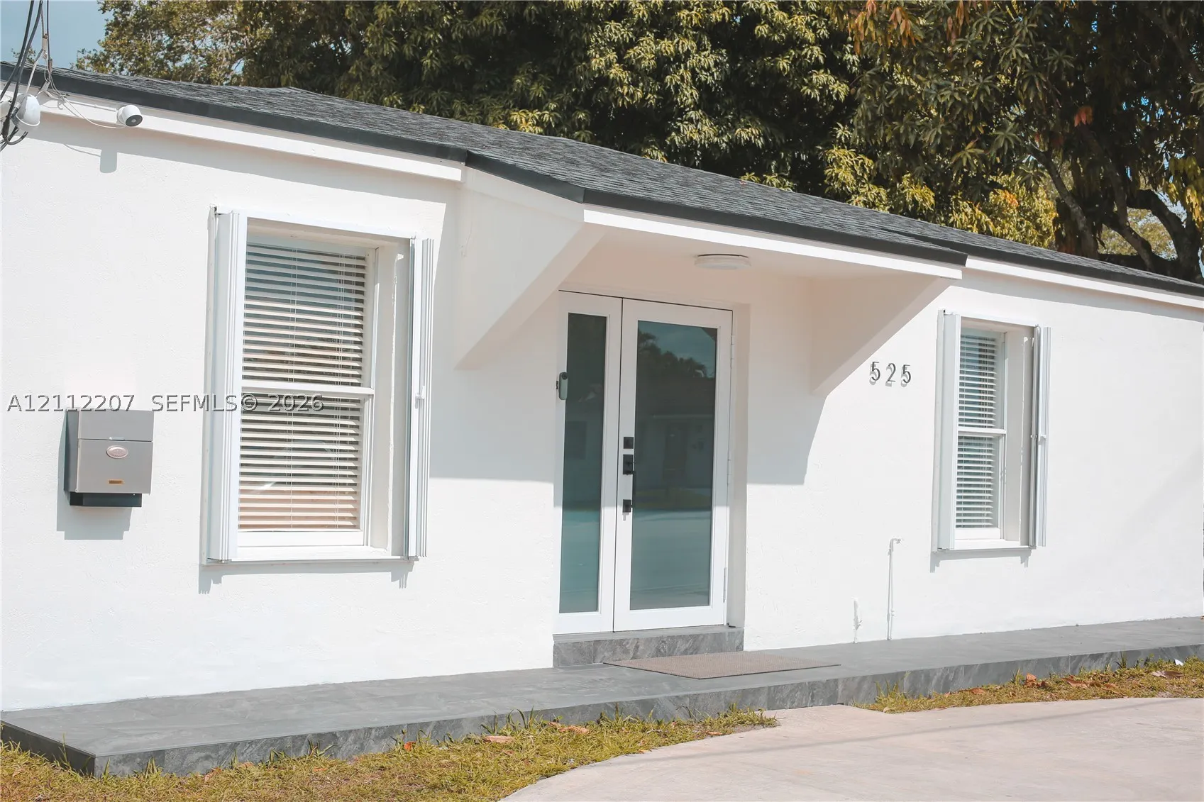 525 SW 67th Ave