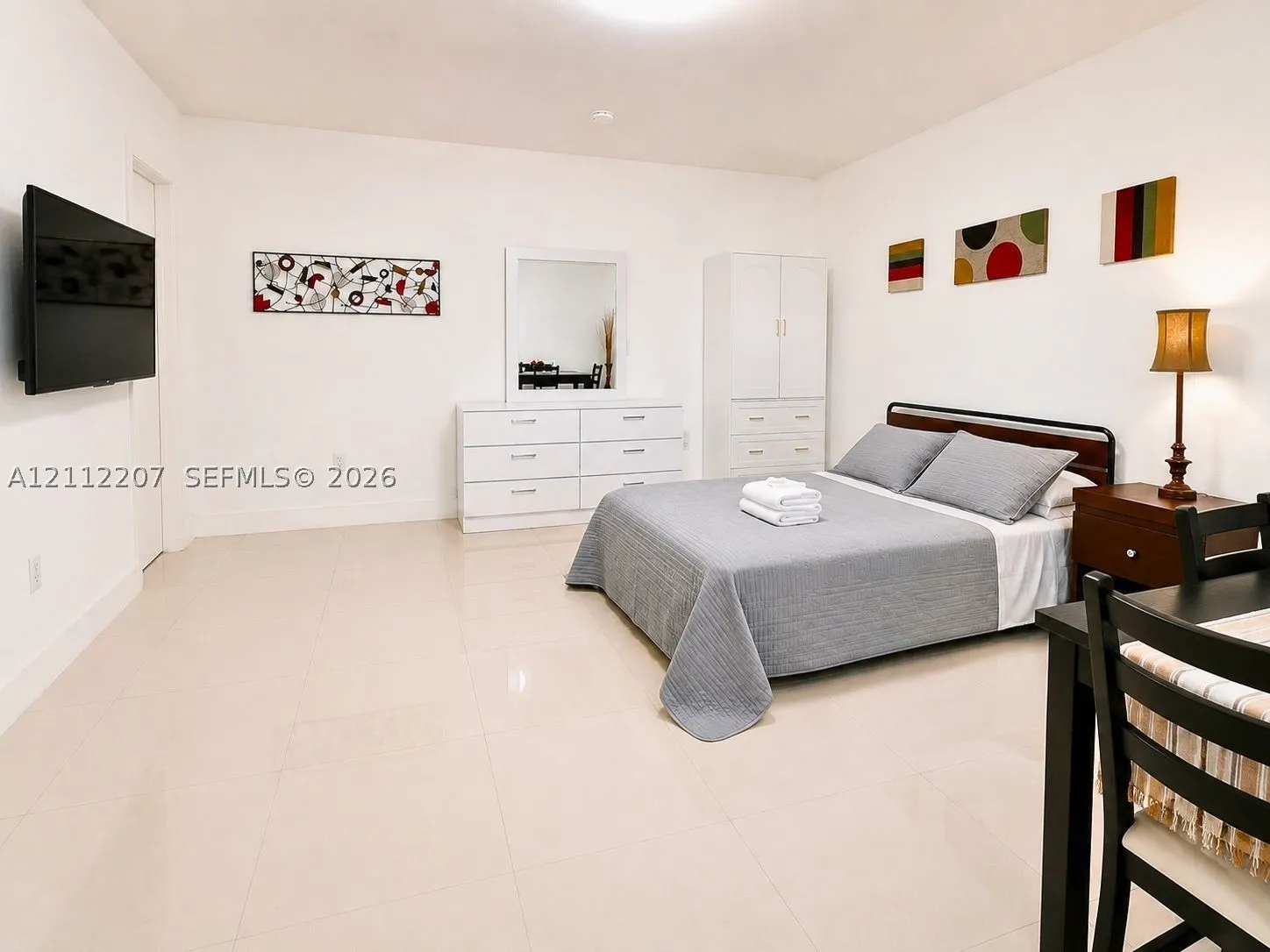 525 SW 67th Ave