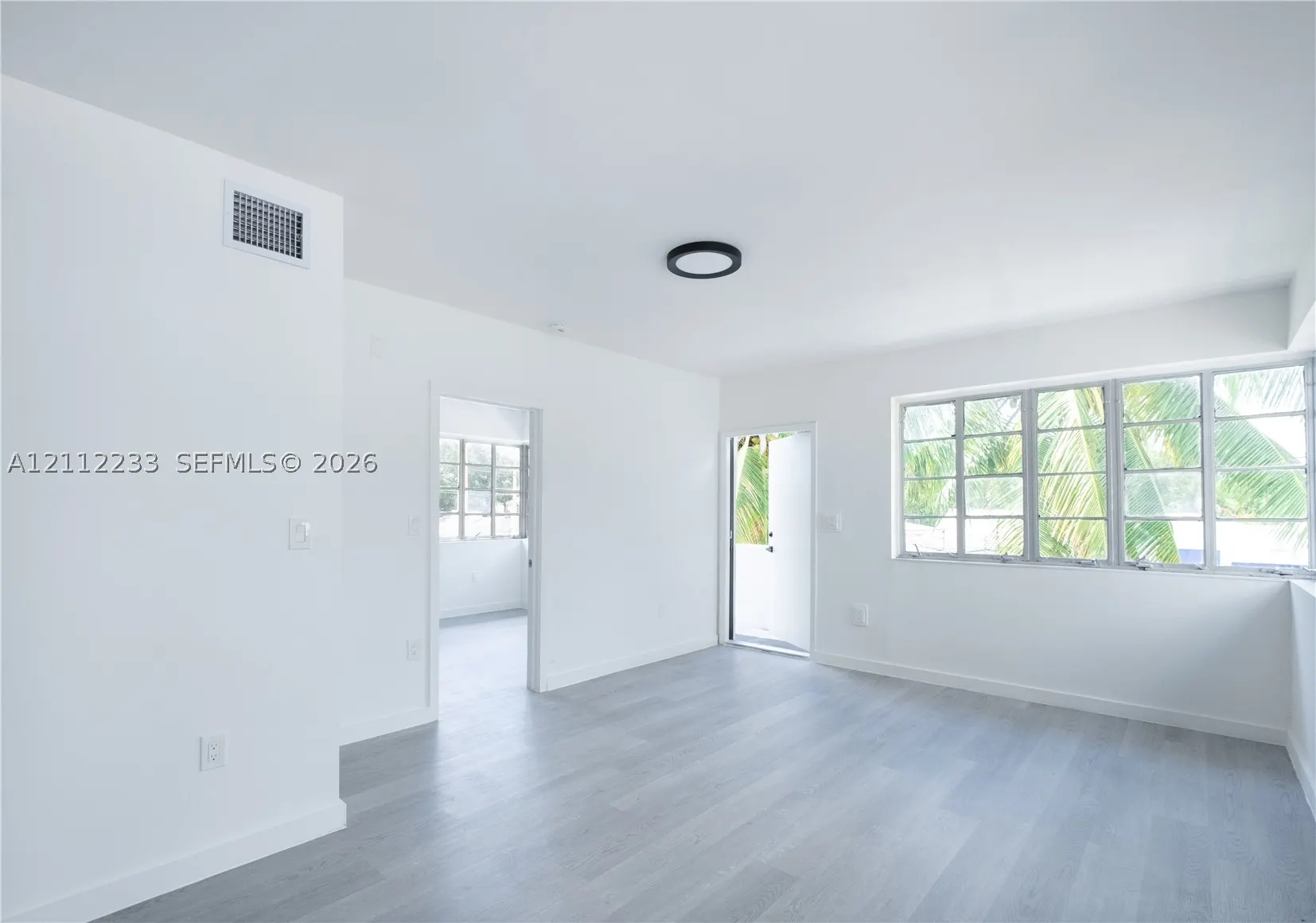 423 NE 71st St #3