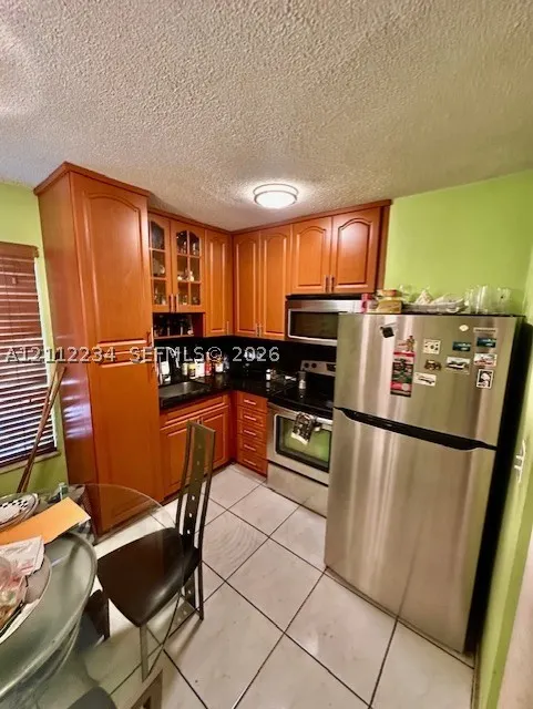 820 Salzedo St #305