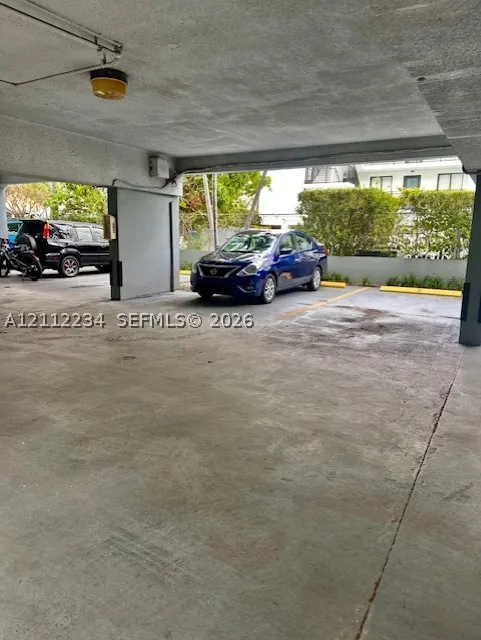 820 Salzedo St #305