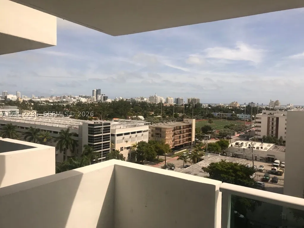 1000 West Ave #908