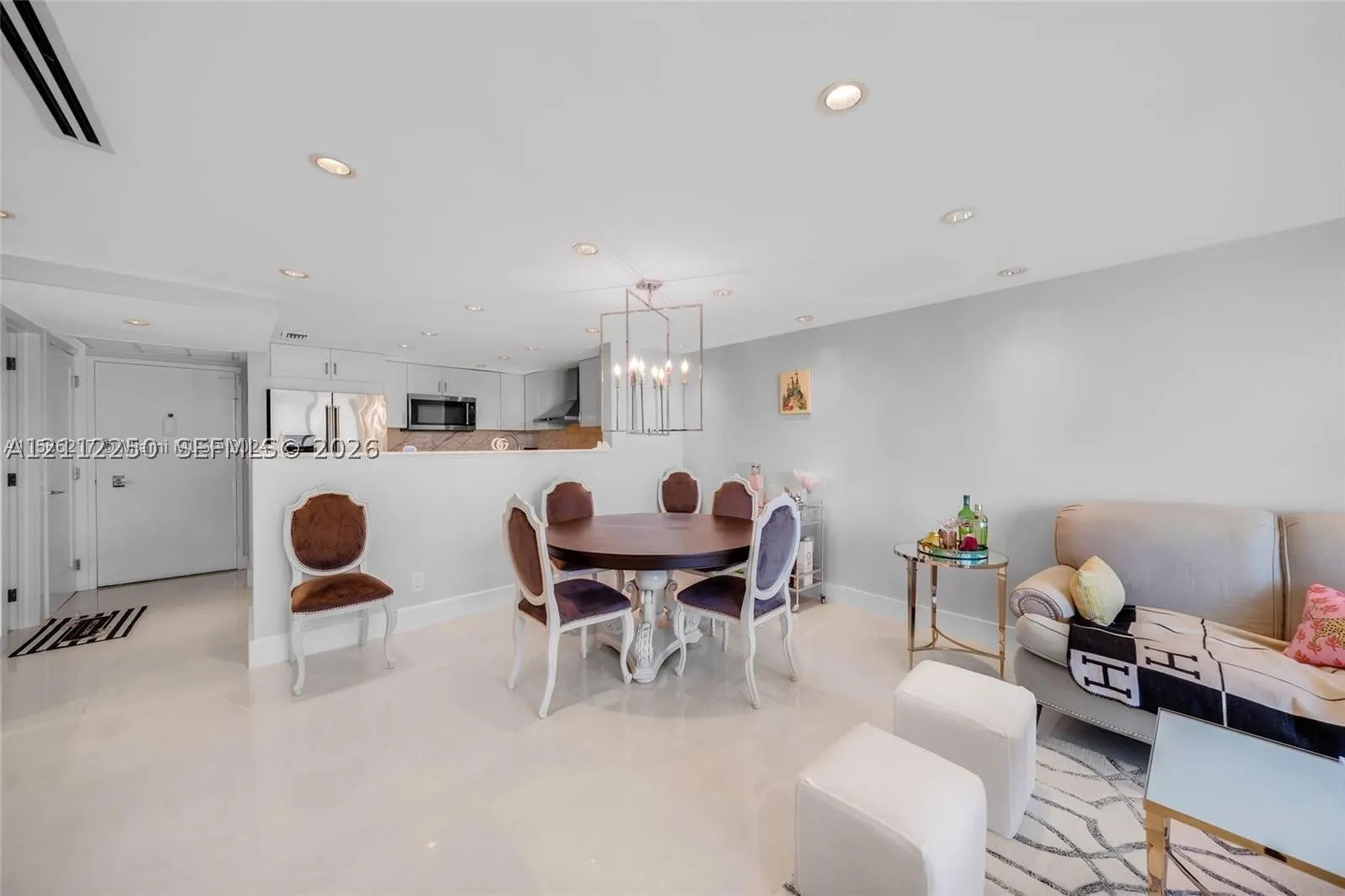 5838 Collins Ave #2F