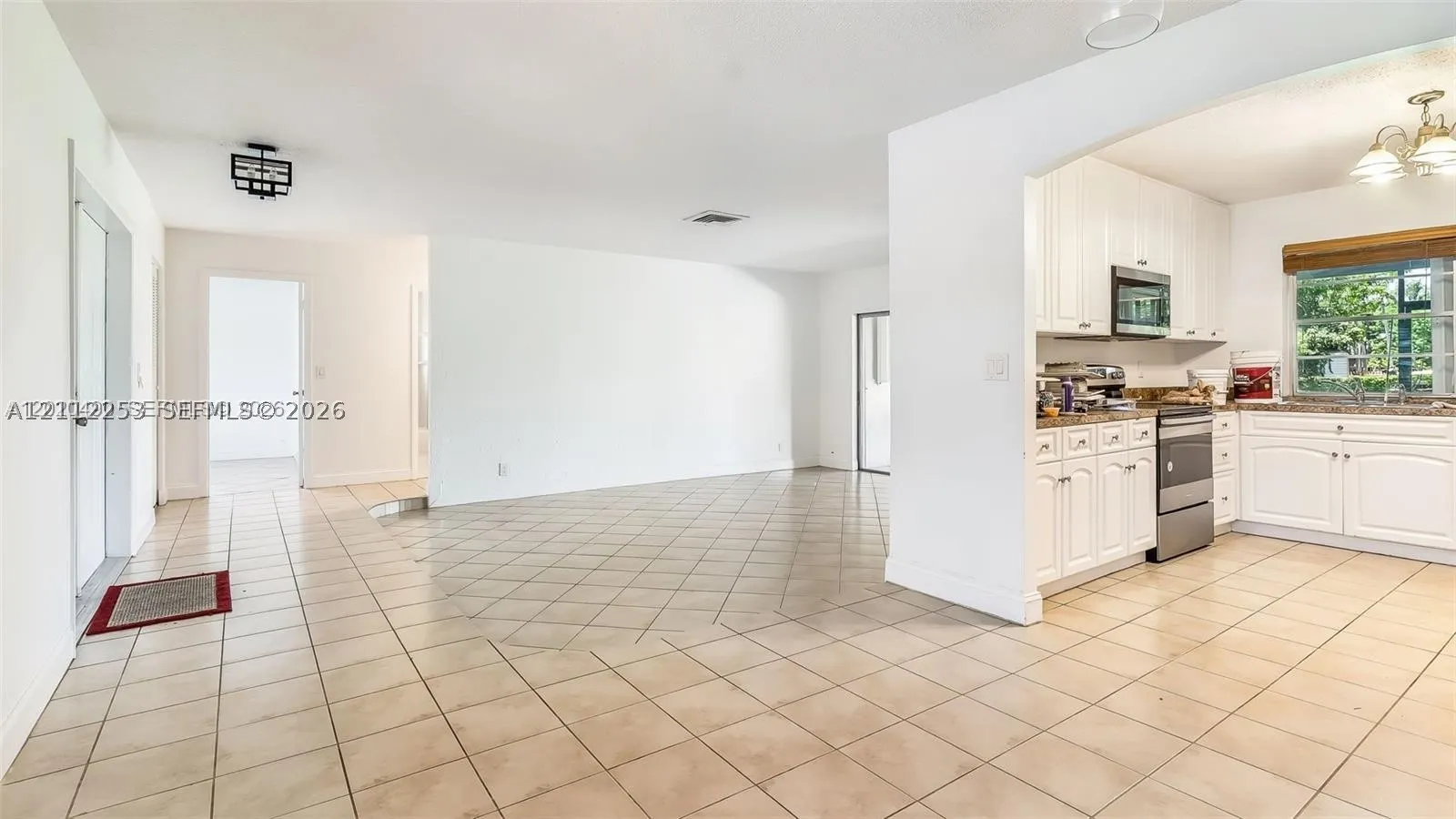 500 NW 96th Ter