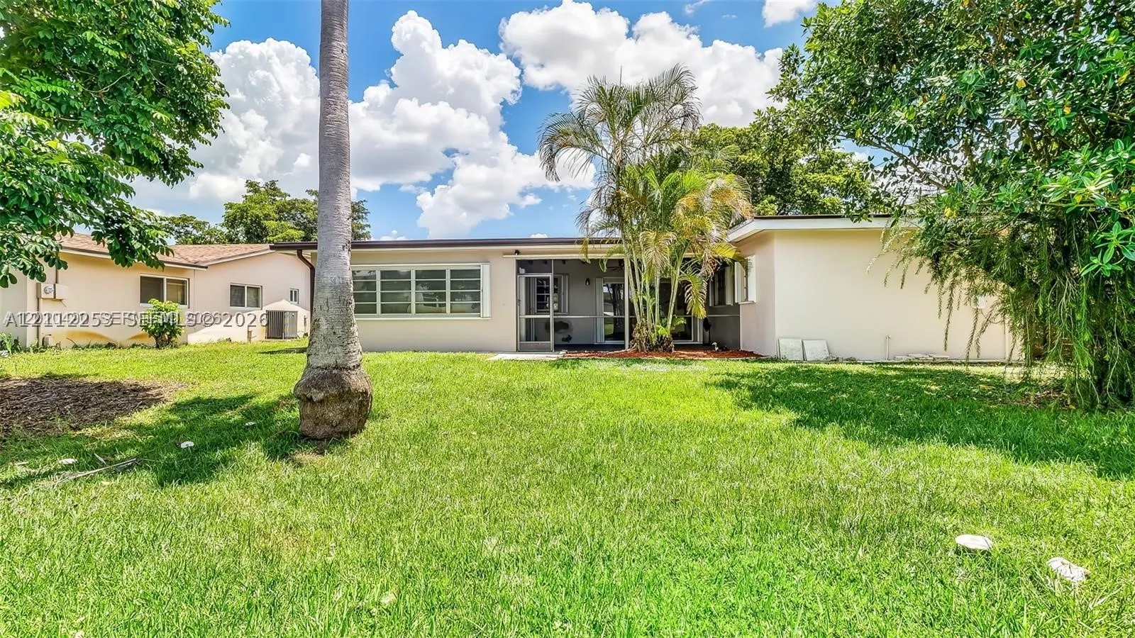500 NW 96th Ter