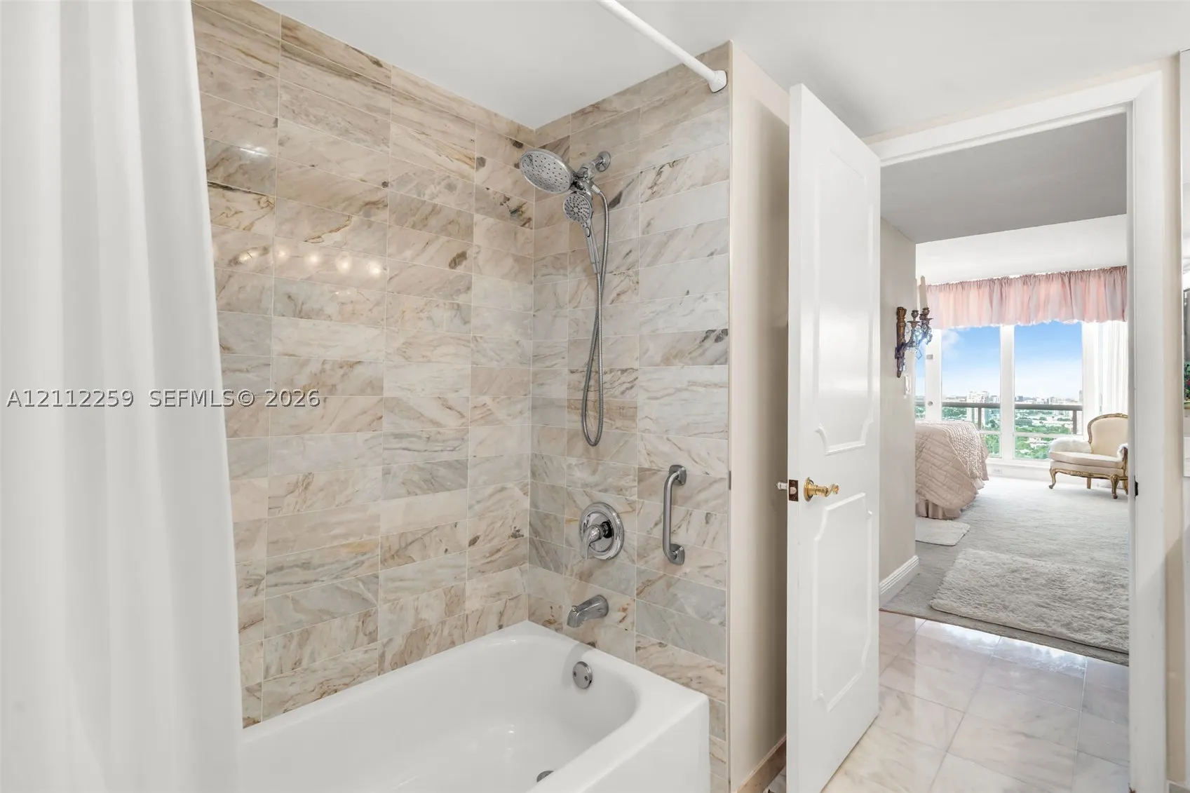 2100 S Ocean Ln #2506