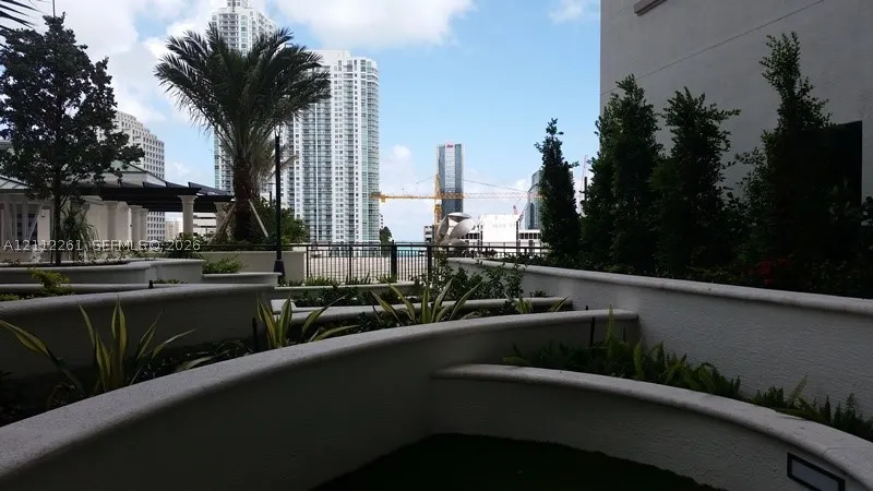 999 SW 1st Ave #2511