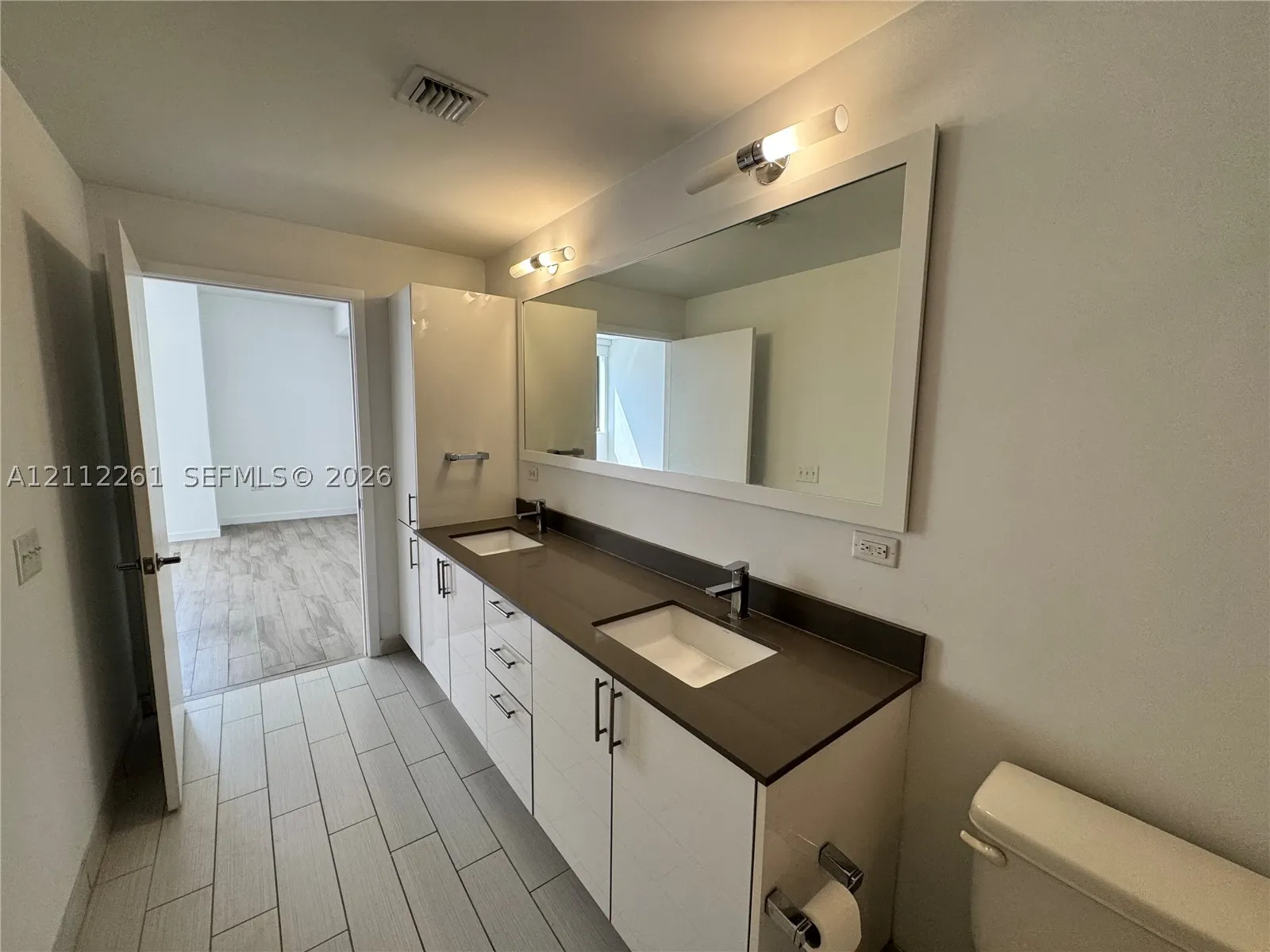 999 SW 1st Ave #2511