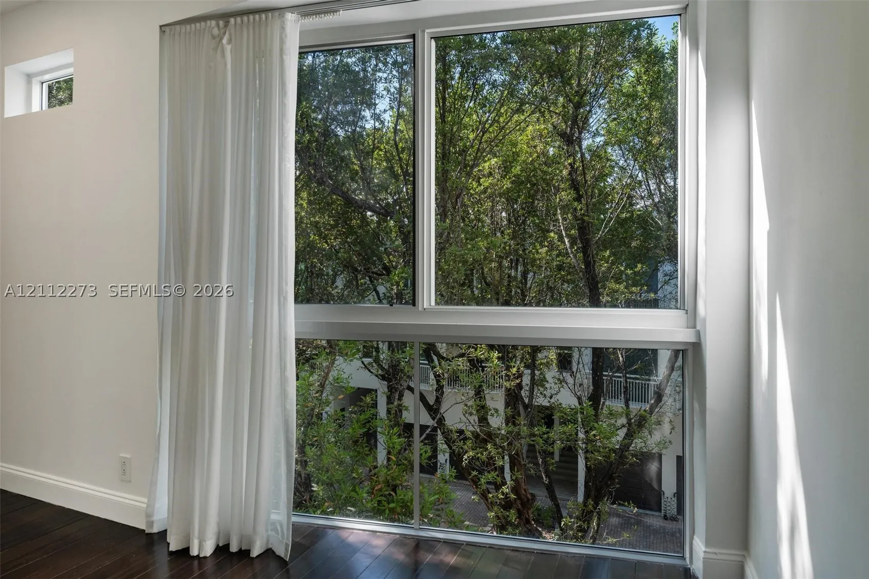 325 Meridian Ave #5
