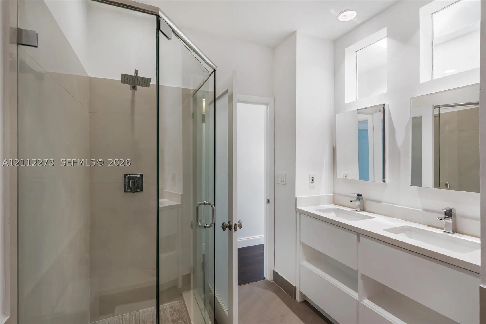 325 Meridian Ave #5