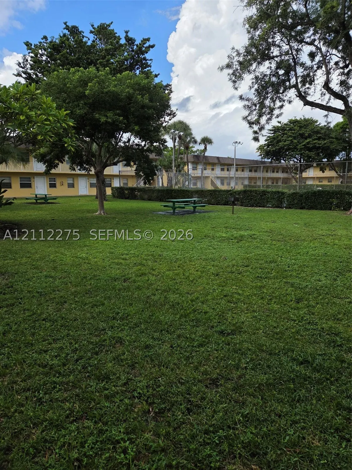 5156 NE 6th Ave #207