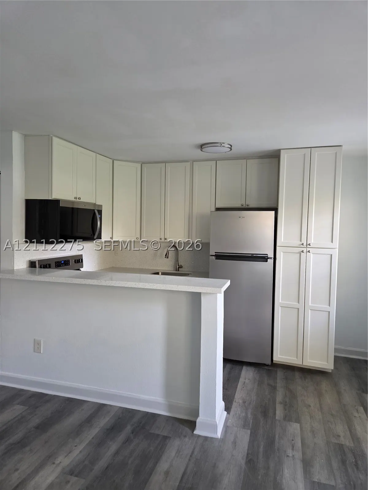 5156 NE 6th Ave #207