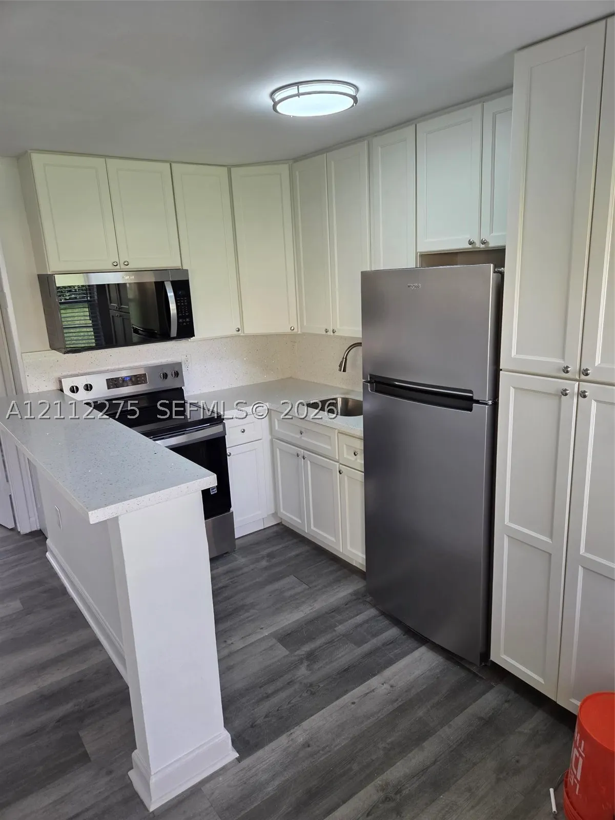 5156 NE 6th Ave #207