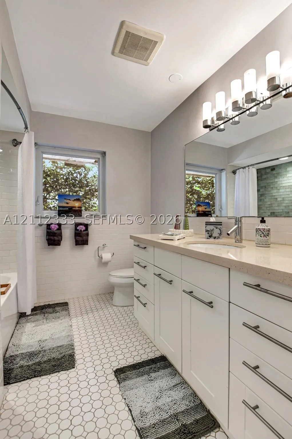 798 NW 15th Ave