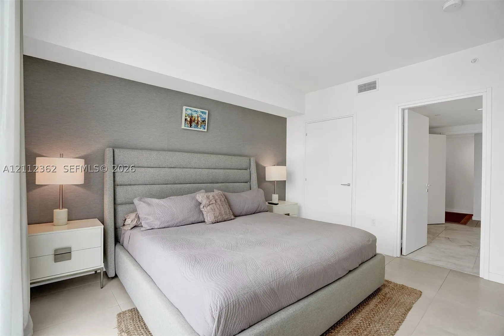 401 N Birch Rd #513