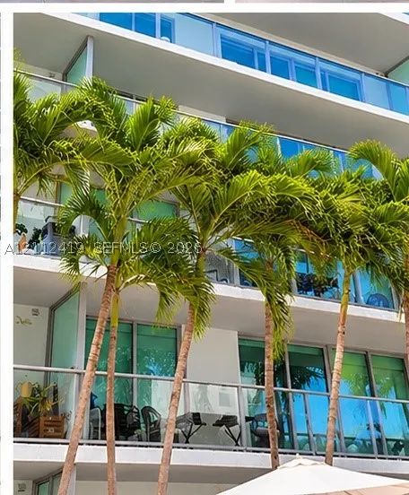 1600 SW 1st Ave #812