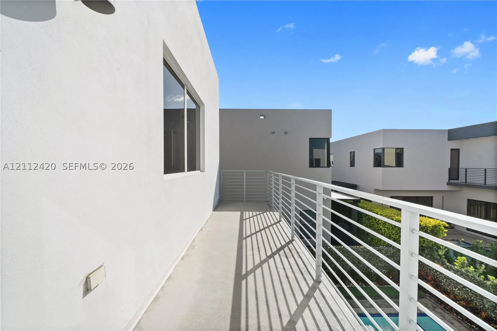 10054 NW 76th Ter