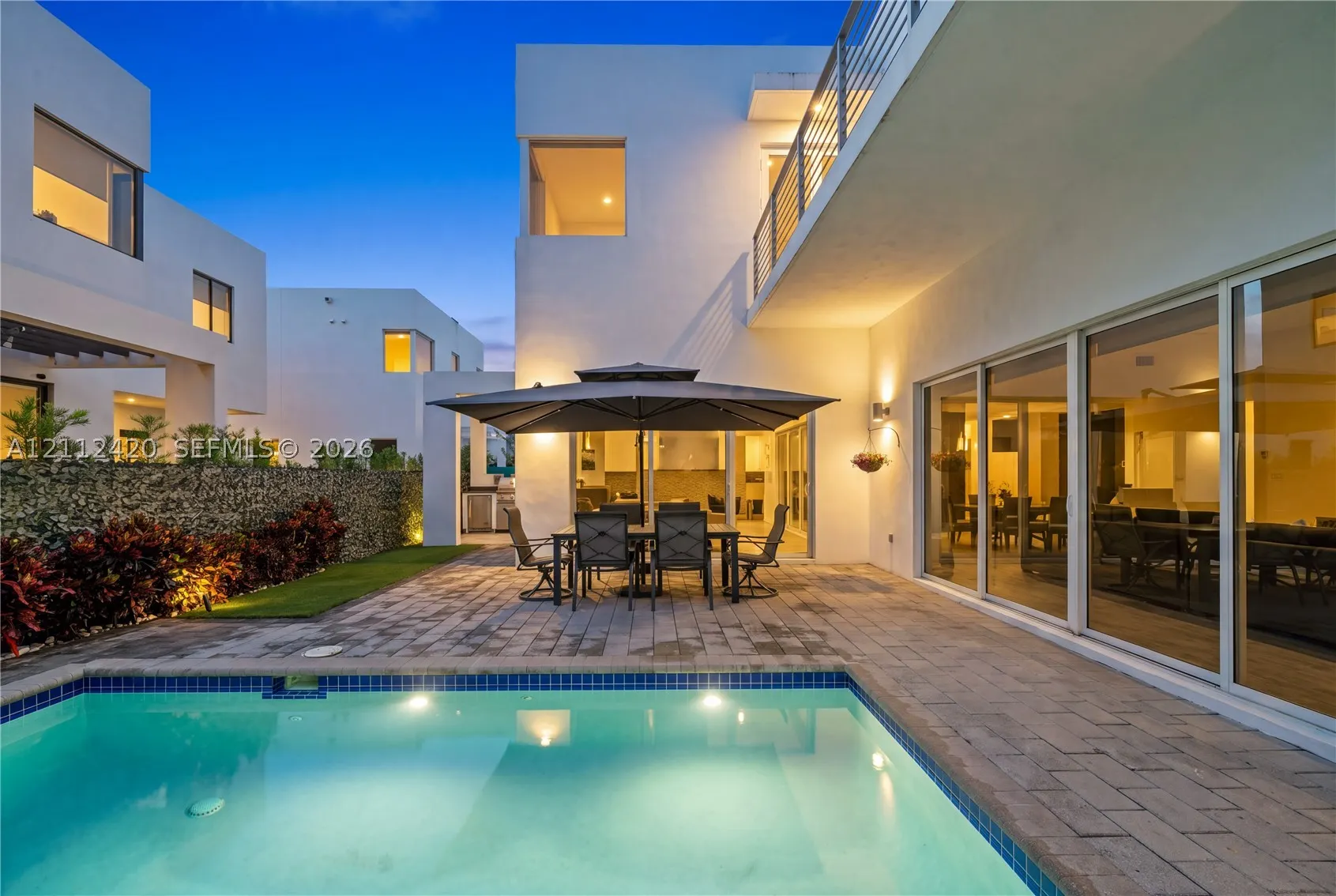 10054 NW 76th Ter