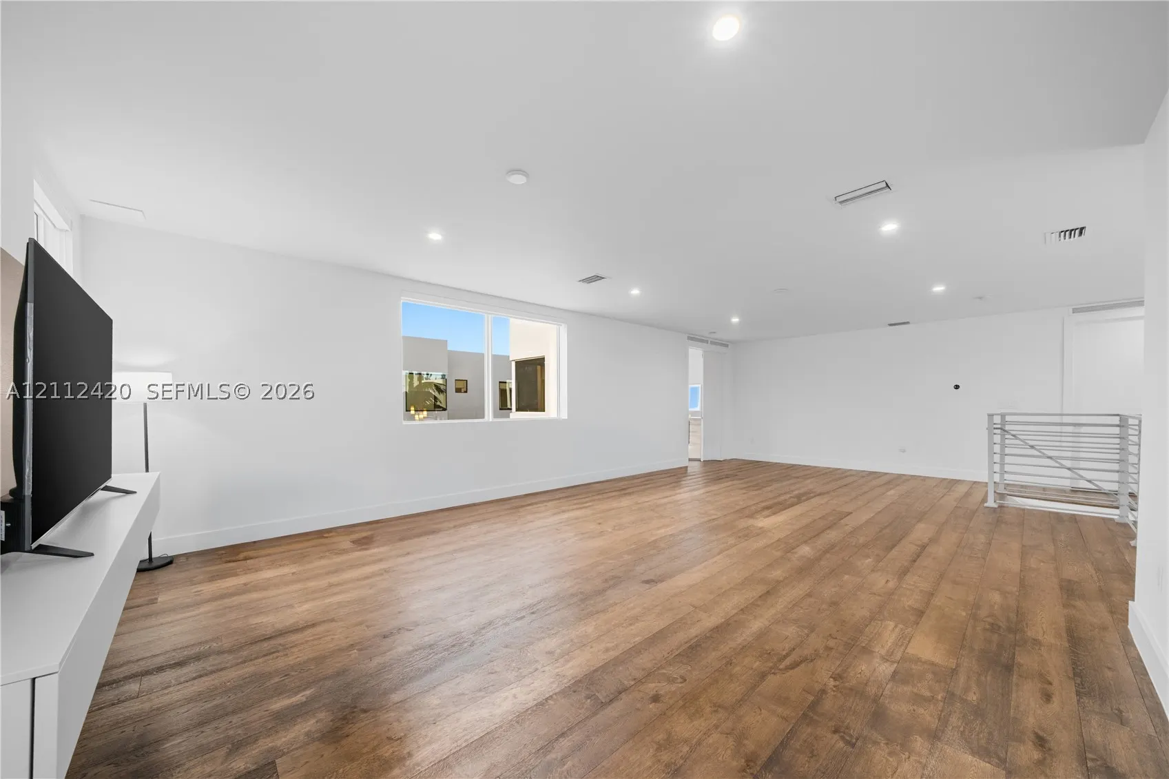 10054 NW 76th Ter