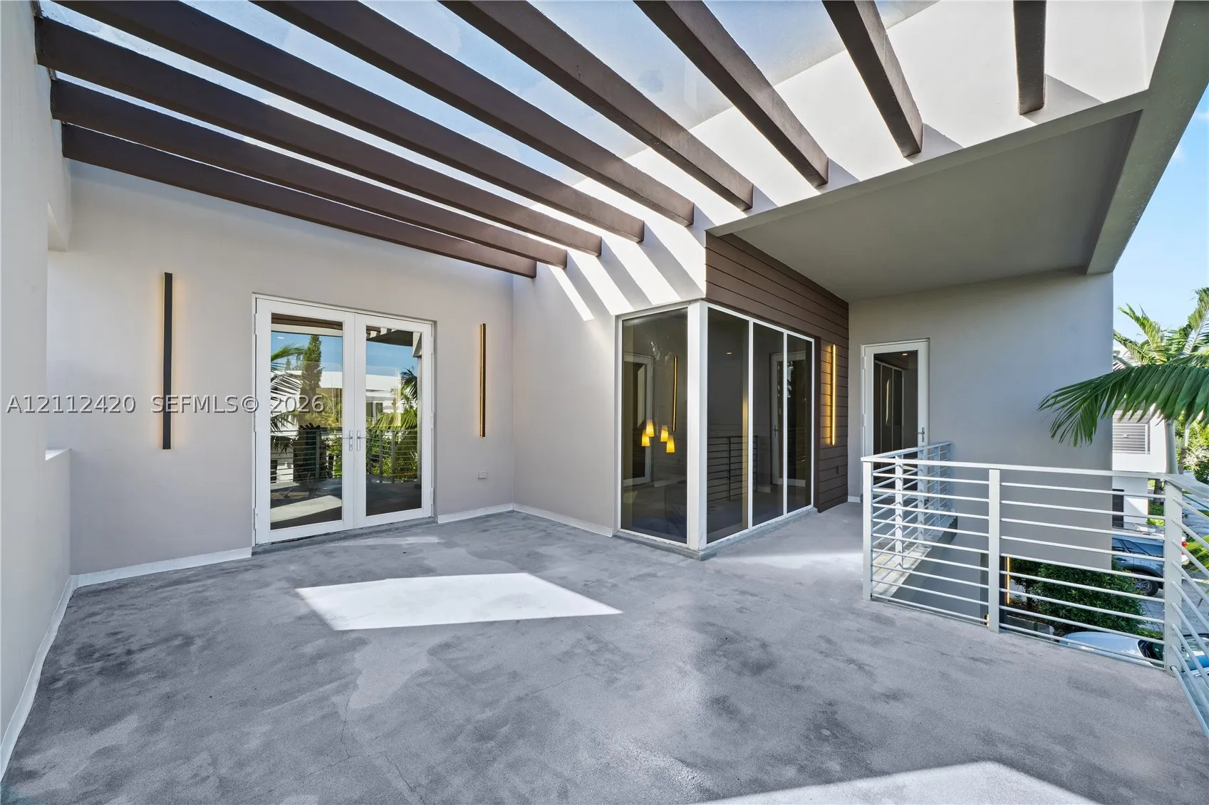 10054 NW 76th Ter