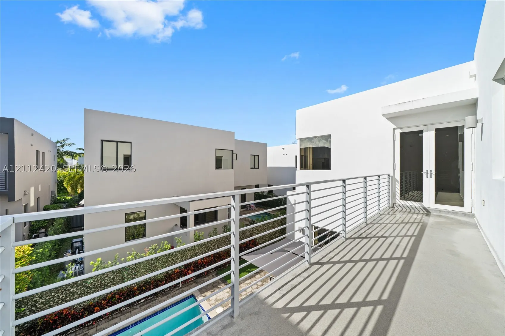 10054 NW 76th Ter
