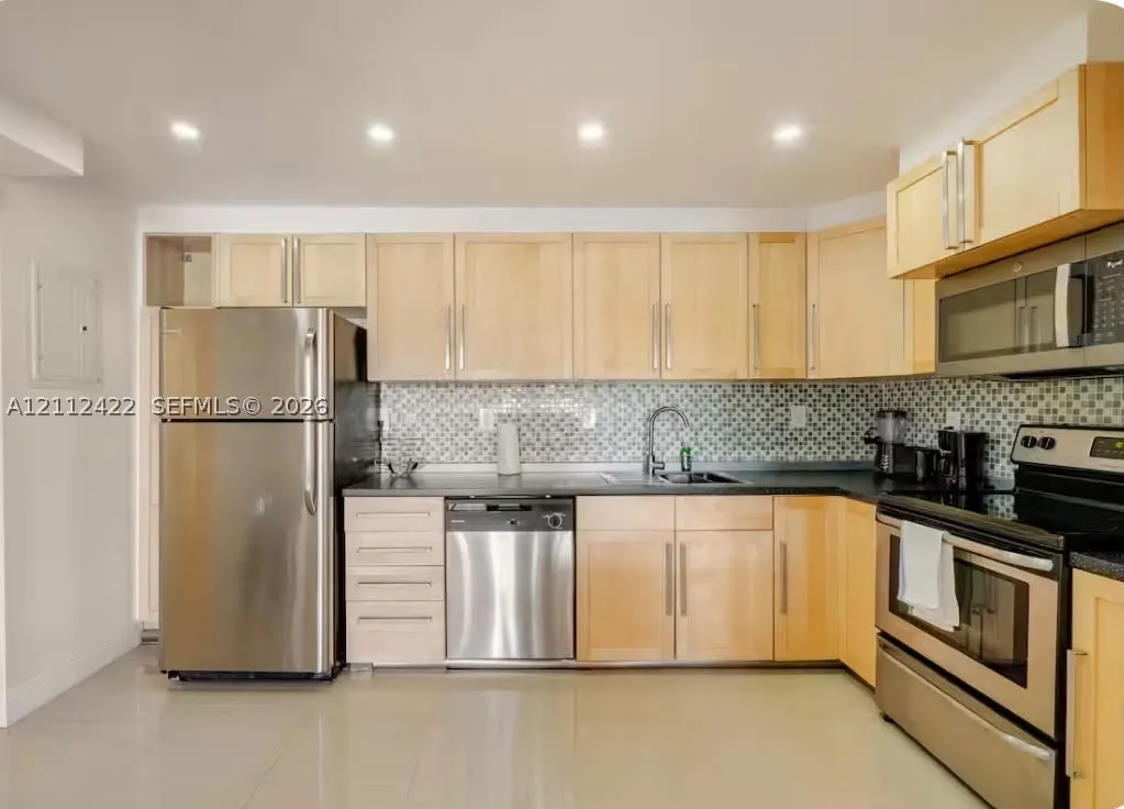 19370 Collins Ave #220
