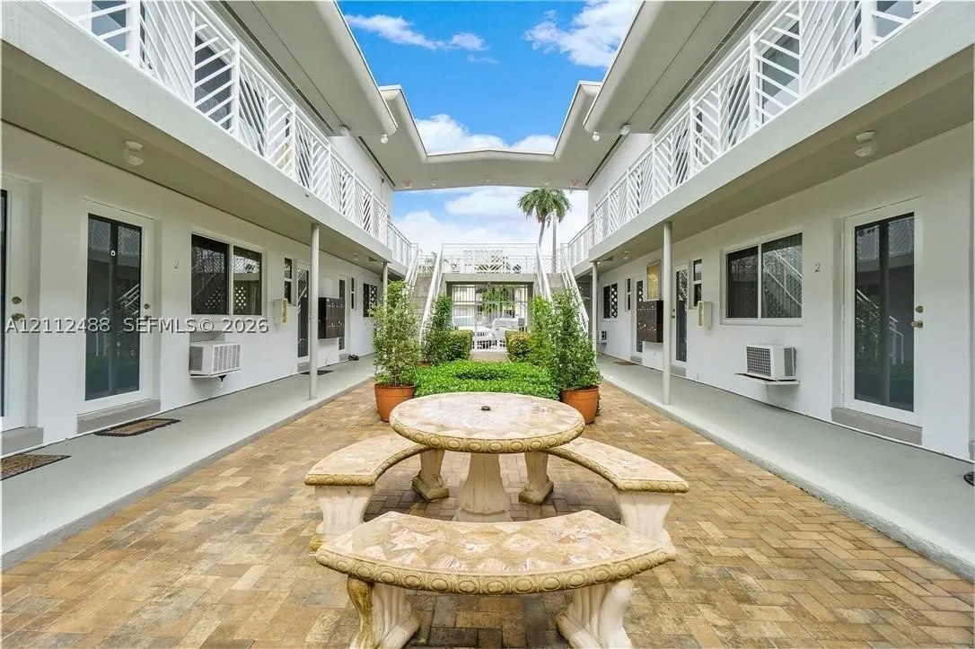 7430 Byron Ave #9A