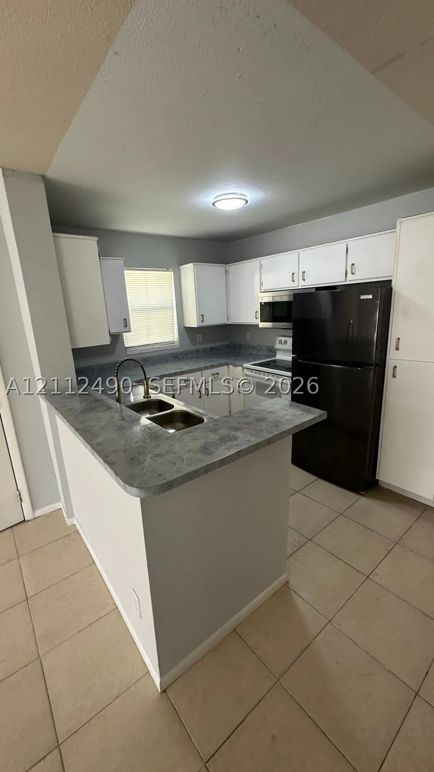 4025 NW 87th Ave #4025