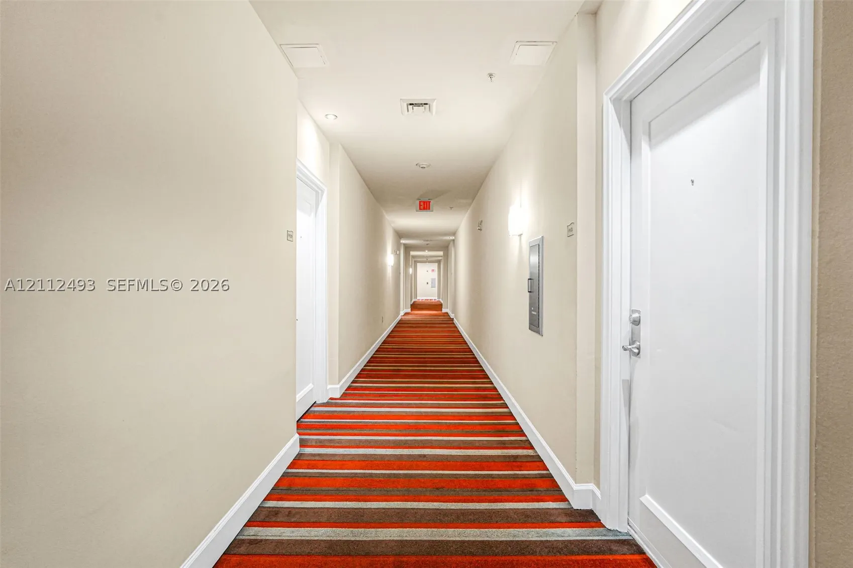 2775 NE 187th St #PENTHOUSE 3--REMODELED-