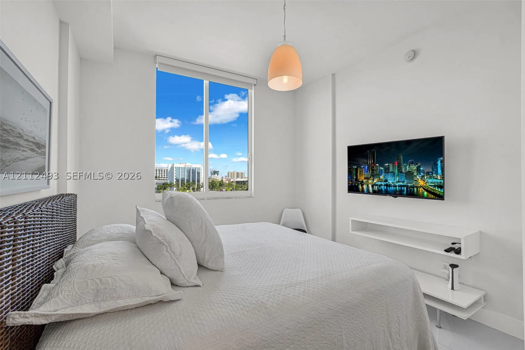2775 NE 187th St #PENTHOUSE 3--REMODELED-
