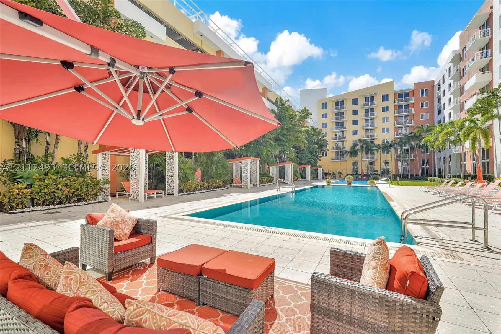 2775 NE 187th St #PENTHOUSE 3--REMODELED-