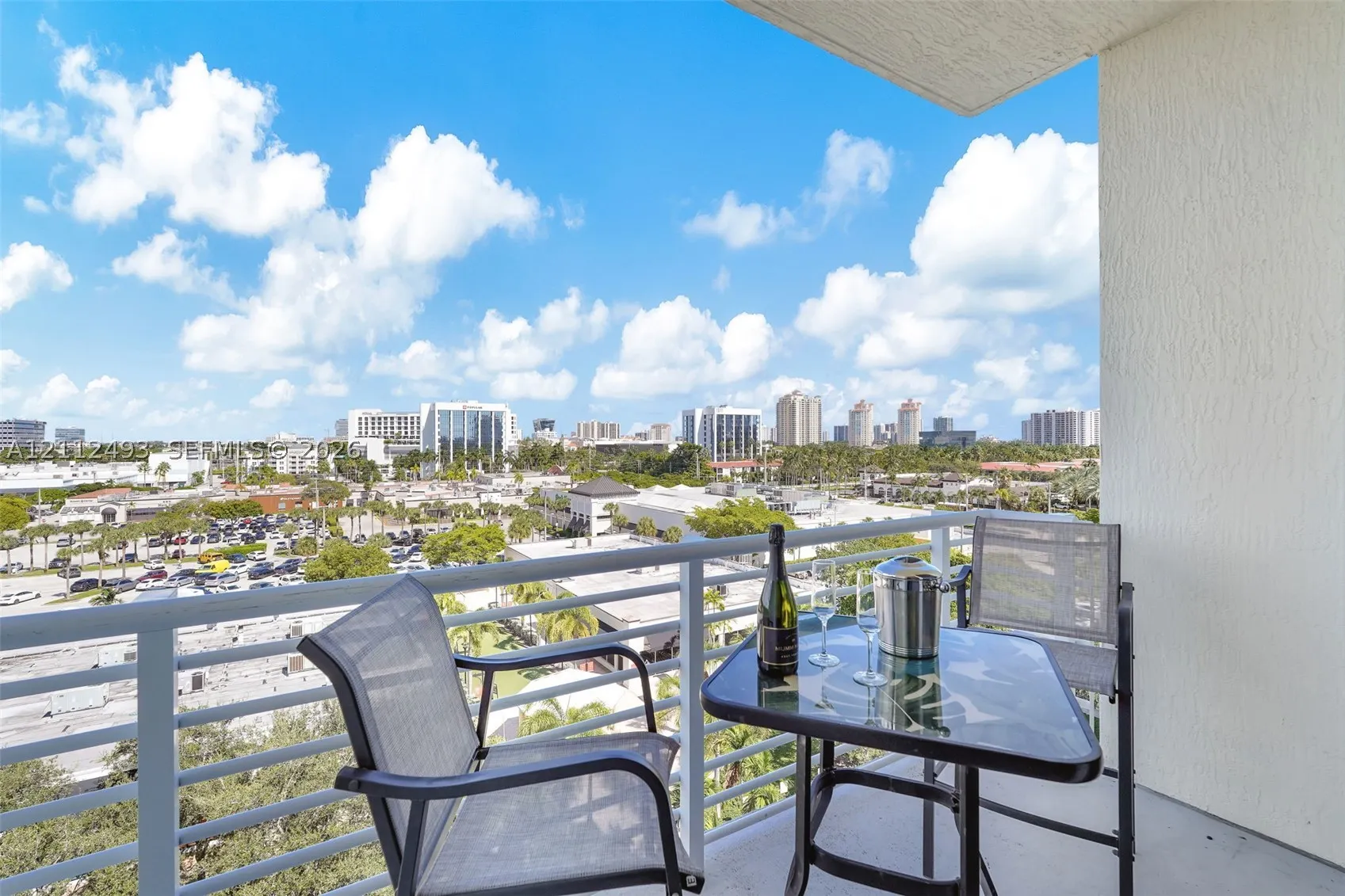 2775 NE 187th St #PENTHOUSE 3--REMODELED-