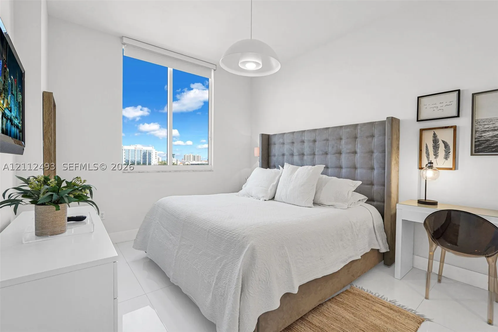 2775 NE 187th St #PENTHOUSE 3--REMODELED-