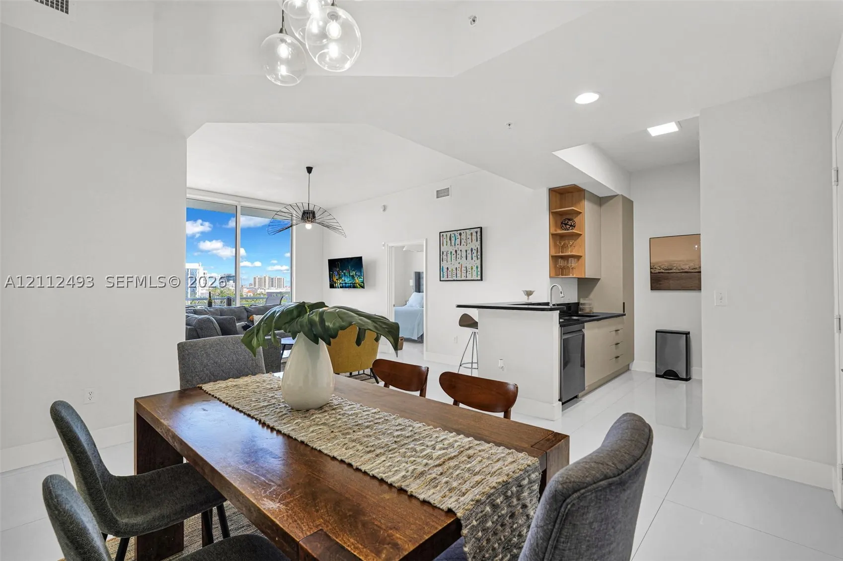 2775 NE 187th St #PENTHOUSE 3--REMODELED-