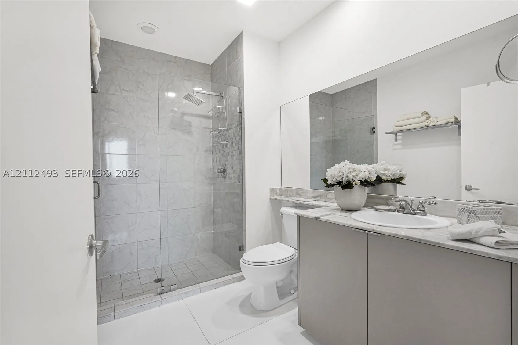 2775 NE 187th St #PENTHOUSE 3--REMODELED-