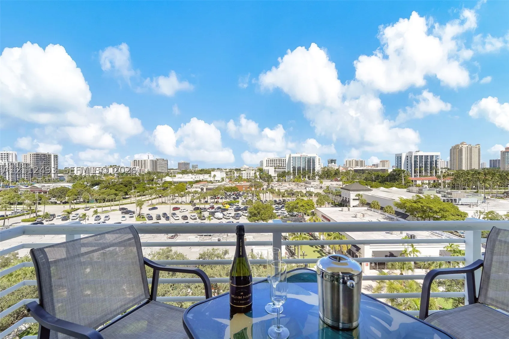 2775 NE 187th St #PENTHOUSE 3--REMODELED-