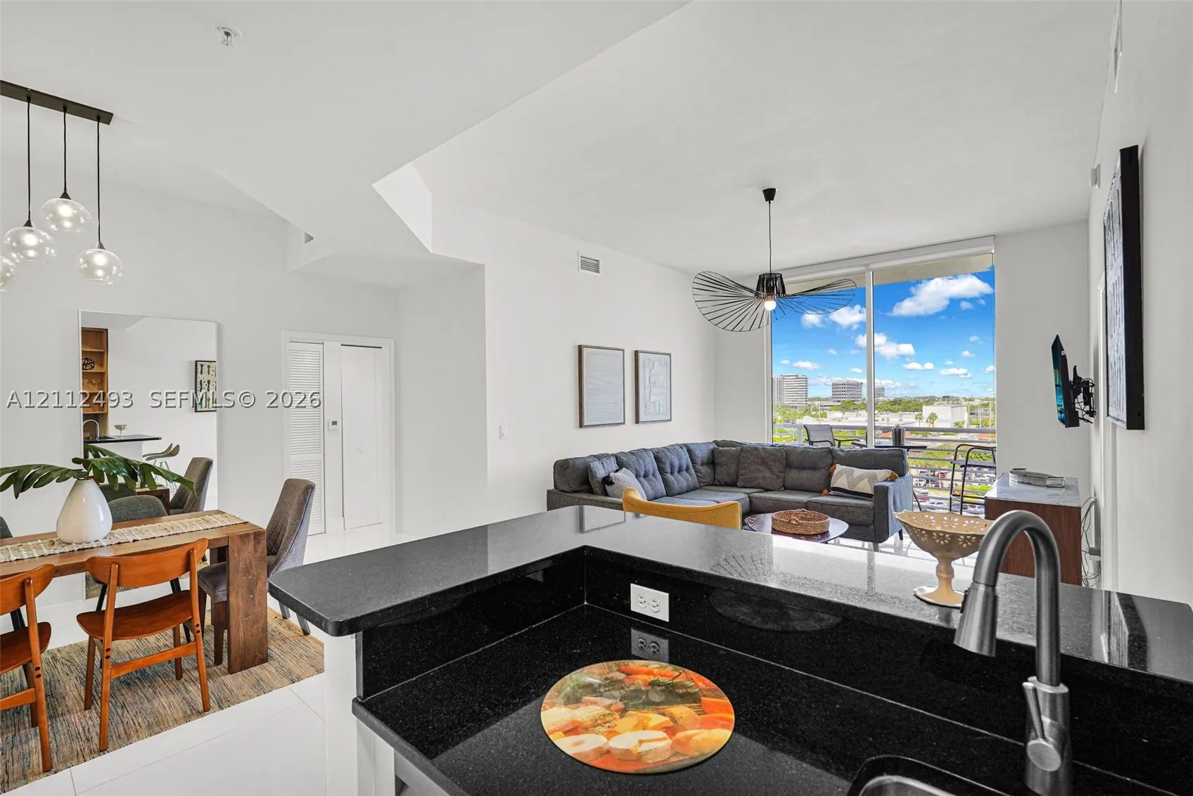 2775 NE 187th St #PENTHOUSE 3--REMODELED-