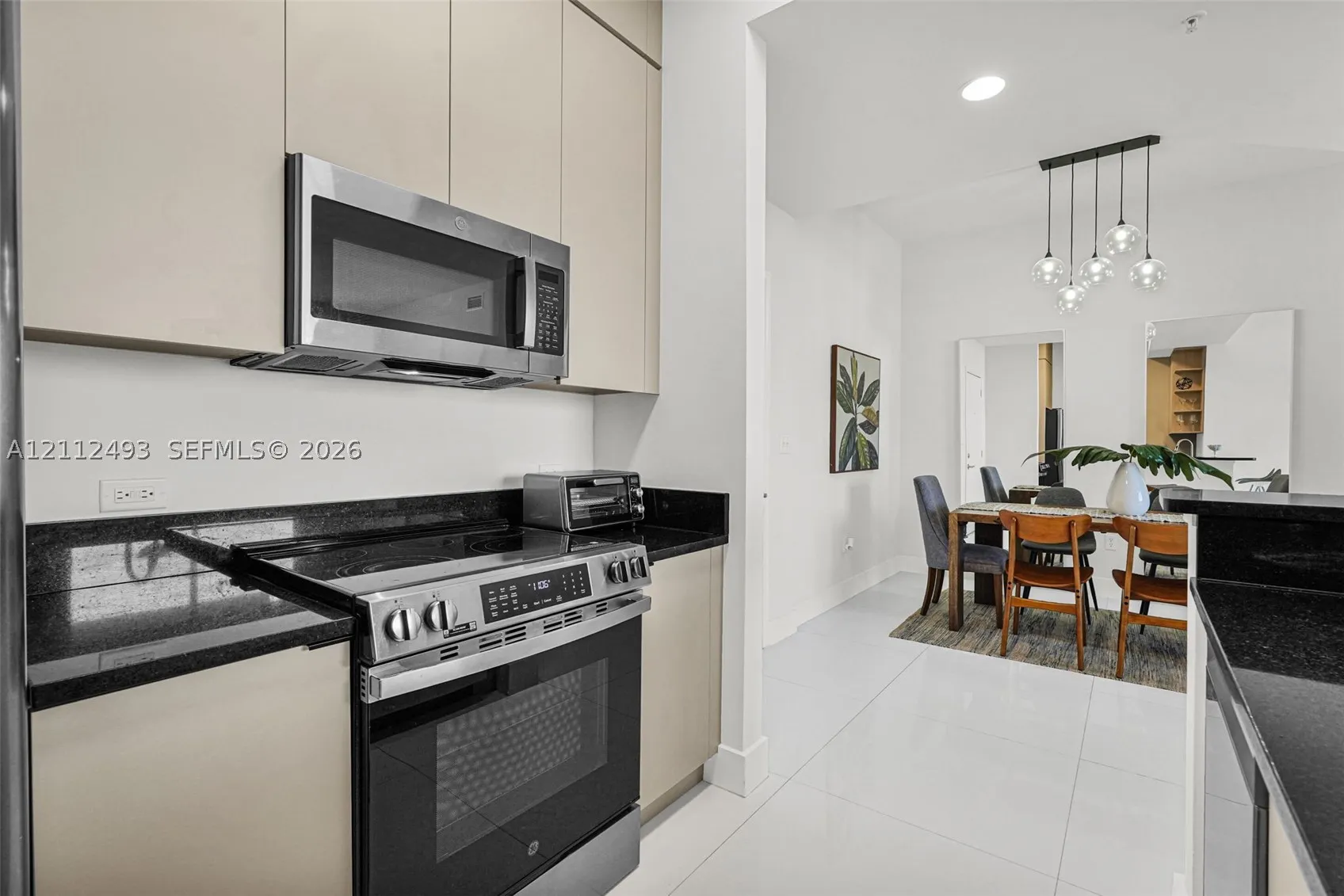 2775 NE 187th St #PENTHOUSE 3--REMODELED-