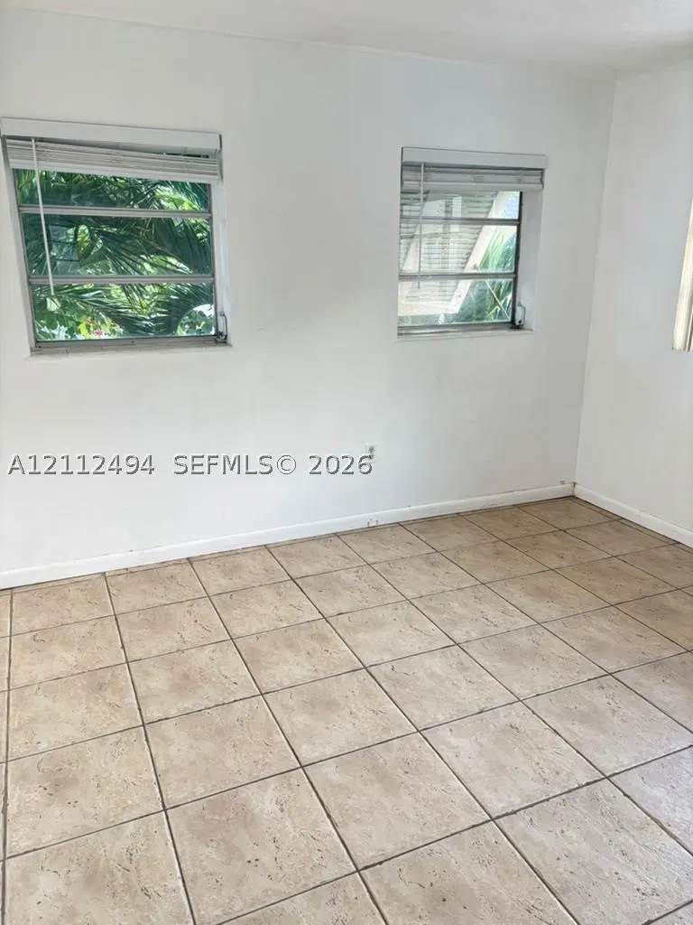 7364 SW 82nd St #E207